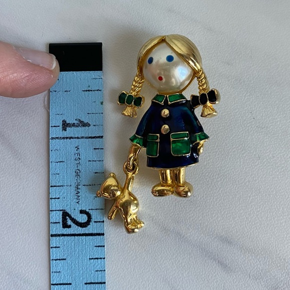 Vintage Little Girl with Teddy Bear Pin Brooch - Picture 11 of 12
